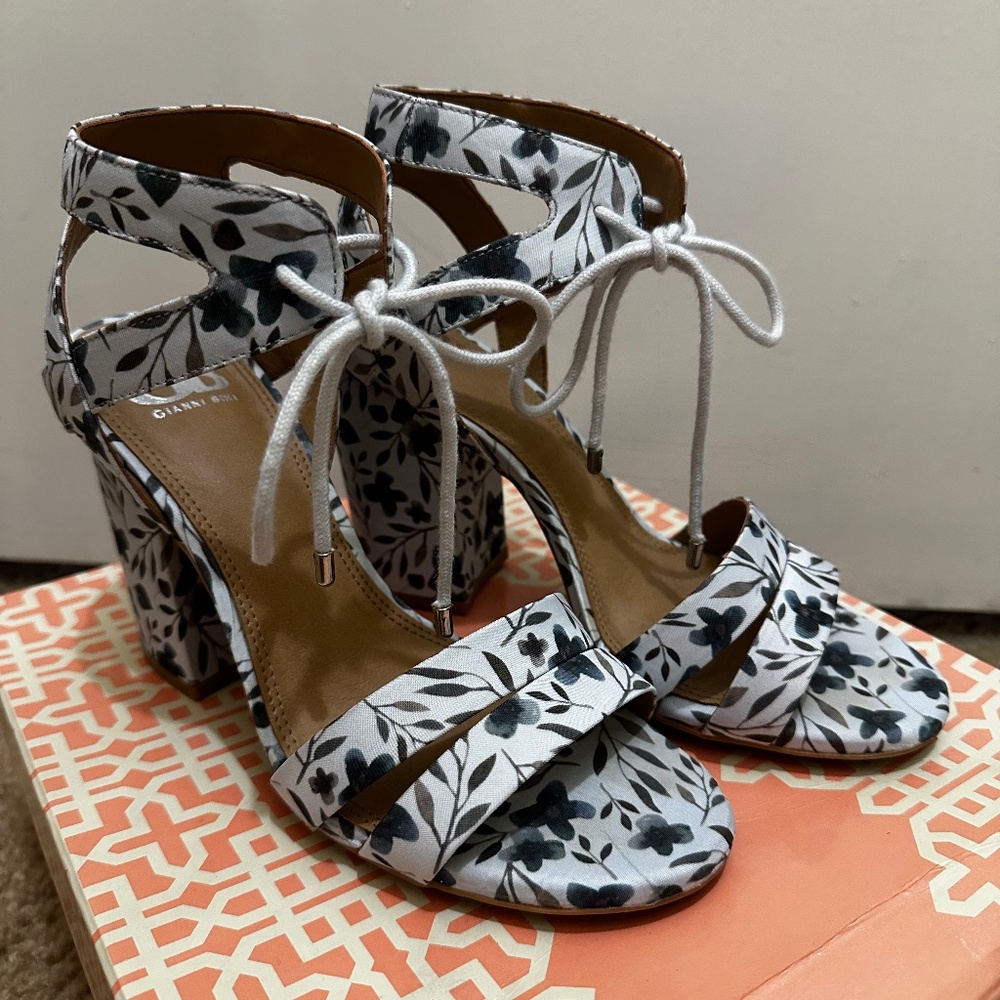 Floral heels